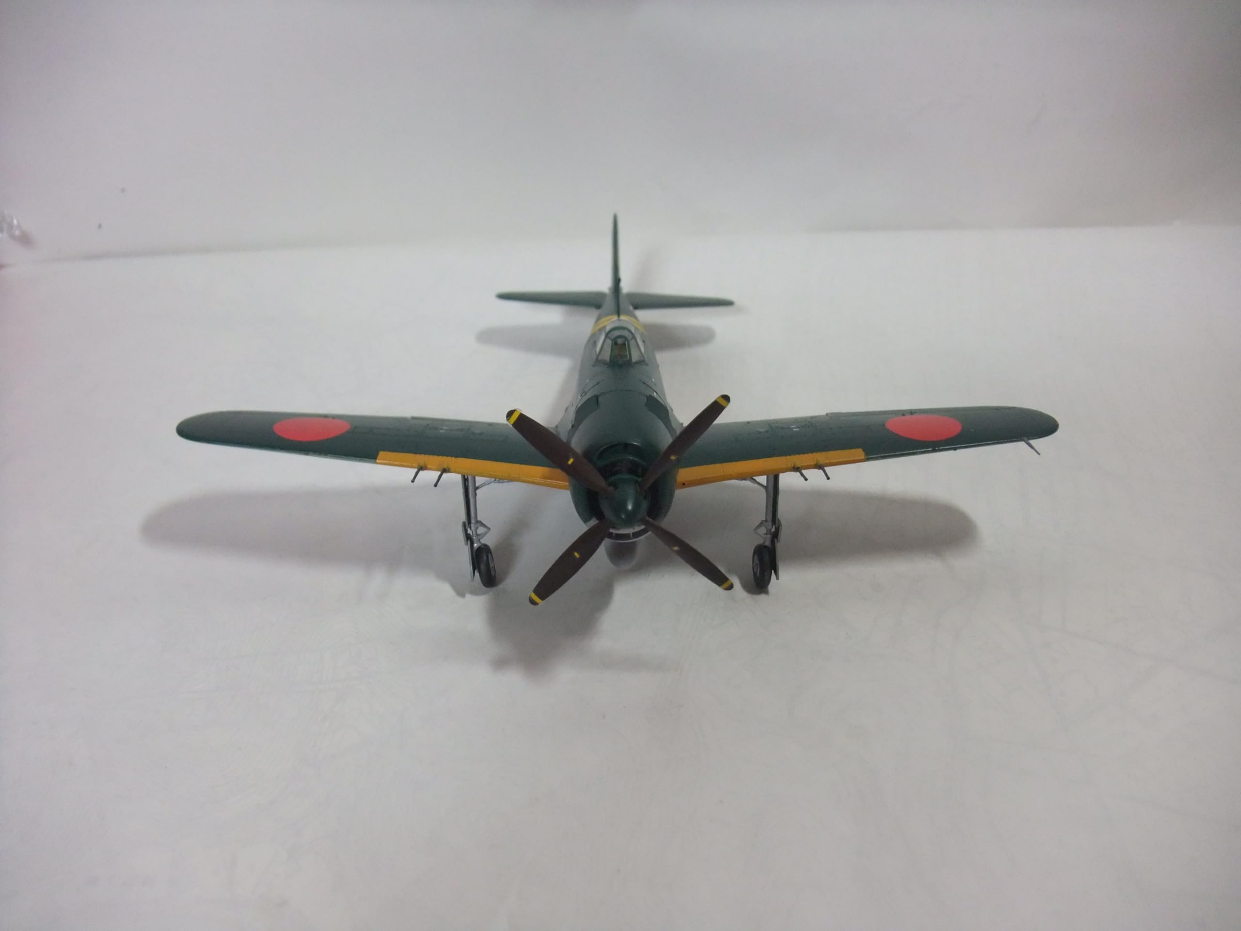 専用商品　1/48 日本海軍局地戦闘機　『紫電改』　プラモデル完成品 Amazon | 完成品 紫電改 日本海軍戦闘機 サイズ48分の1